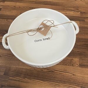NWT Mud Pie “Corn bred” White Ceramic Baking Dish
